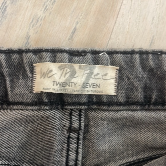 Free People Loose Jeans - Picture 5 of 6